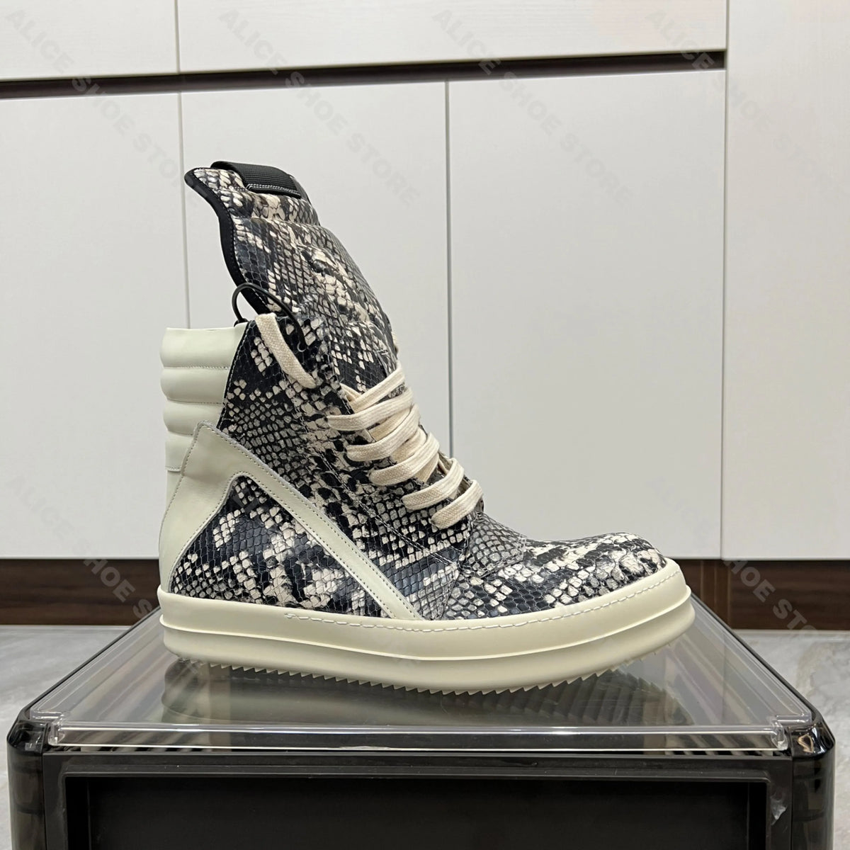 PENDRA Python Leather Black Leather High-Top Python-Pattern Platform Ankle Boots