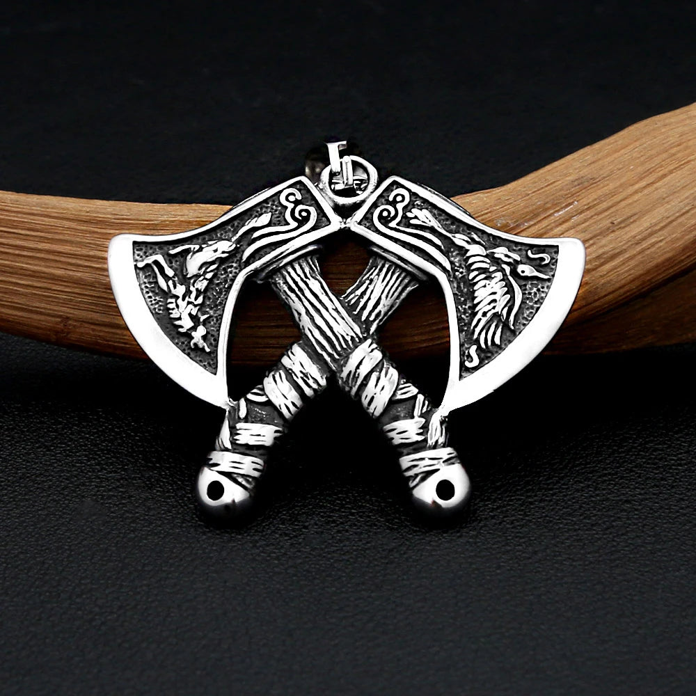 PENDRA Vikingaxe Vintage Double-Edged Axe Pendant Necklace