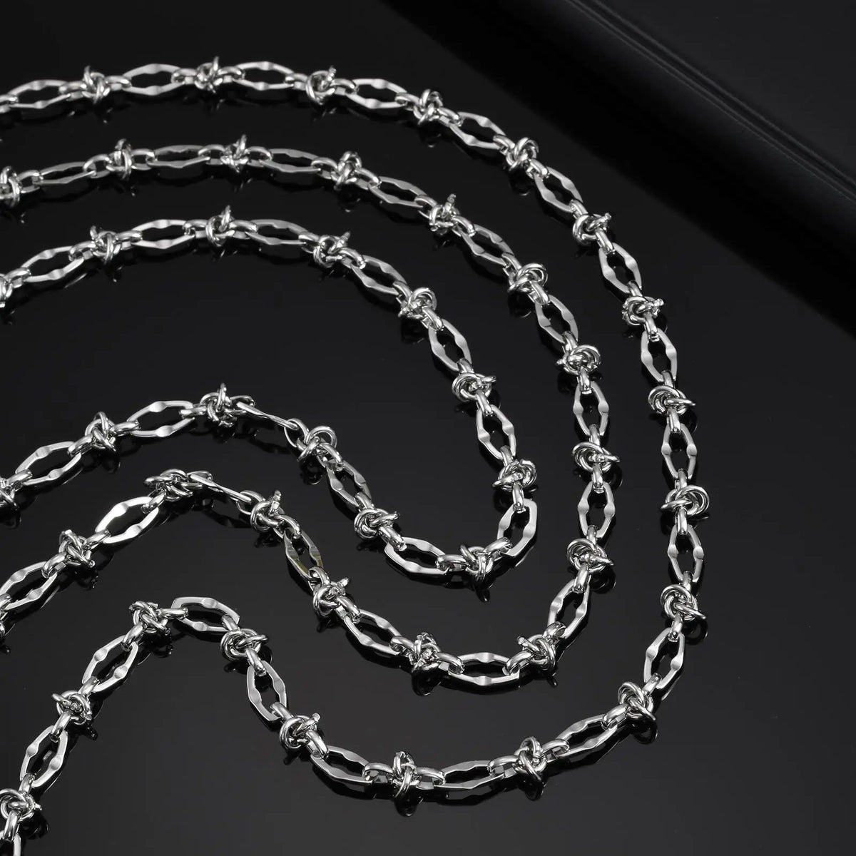 Hiphop Lips Necklaces for Men Boys,Never Fade Irregular Knot Splicing Collars,Cool Rock Punk Jewelry Gifts
