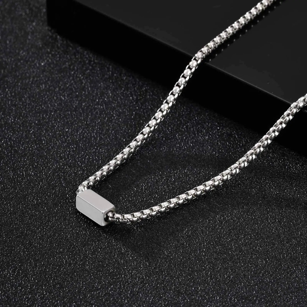 Customized 1-4 Name Neckace for Men,Never Fade Stainless Steel Tube Box Chain Collars,Personazlied Gift to Father Husband