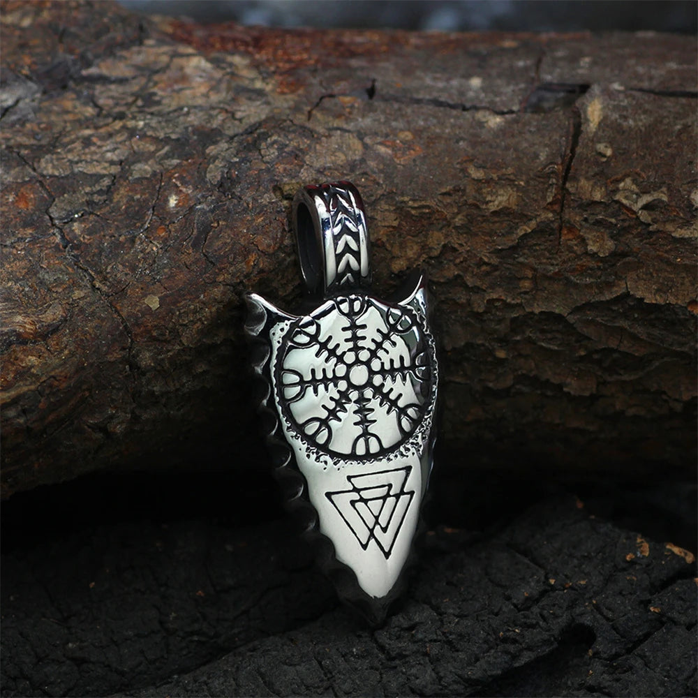 PENDRA Compass Vintage Necklace