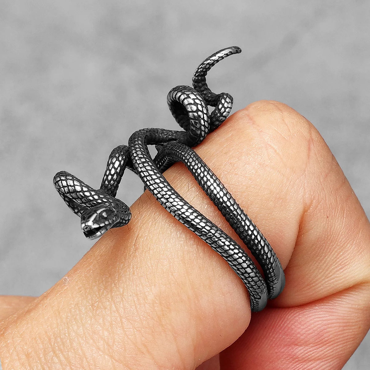 PENDRA Animal Poisonous Snake Steel Ring