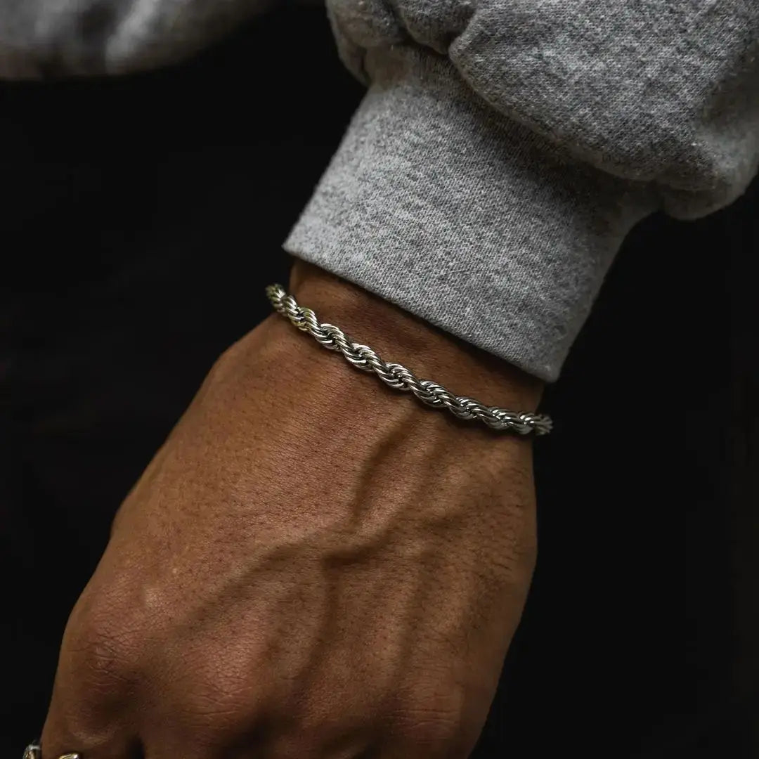 PENDRA Twisted Gold Bracelet