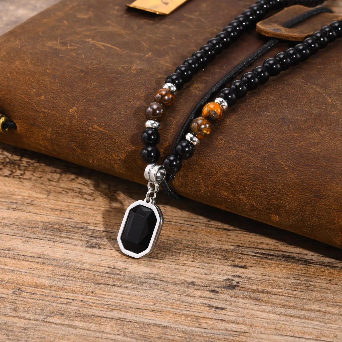 PENDRA Square Beaded Beaded Necklace