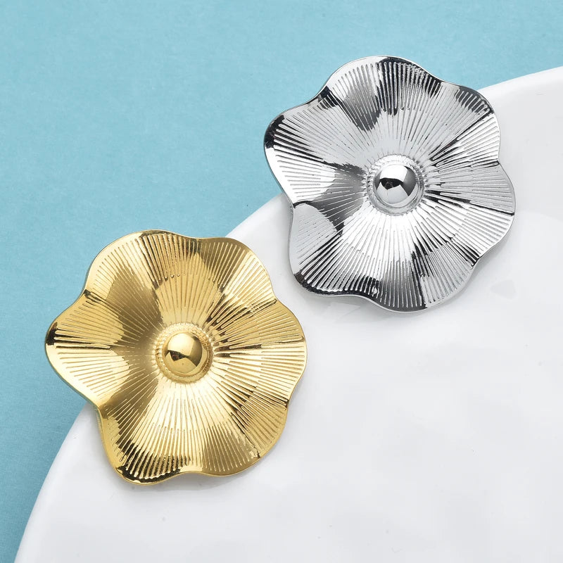 PENDRA Florasteel Stainless Steel Flower Brooch