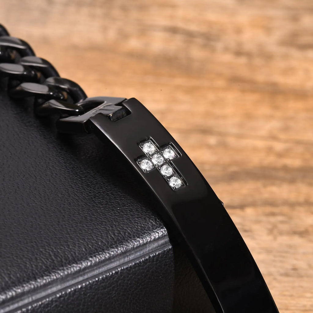 PENDRA Gavdell Custom Engraved Bracelet