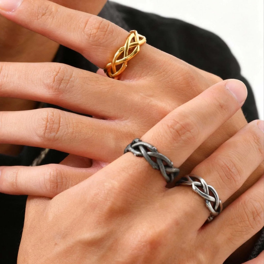 PENDRA Kaenora Twisted Cuff Ring
