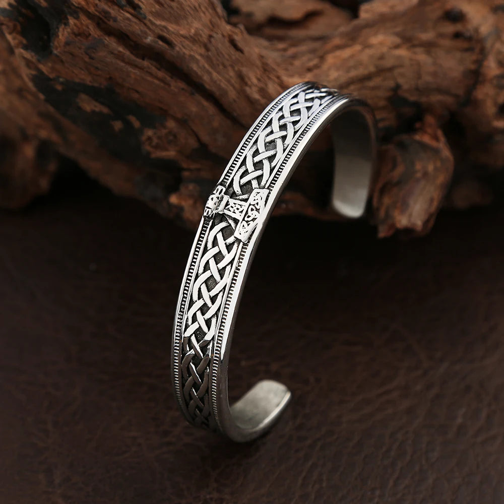 PENDRA Dragonhead 316L Stainless Steel Bracelet