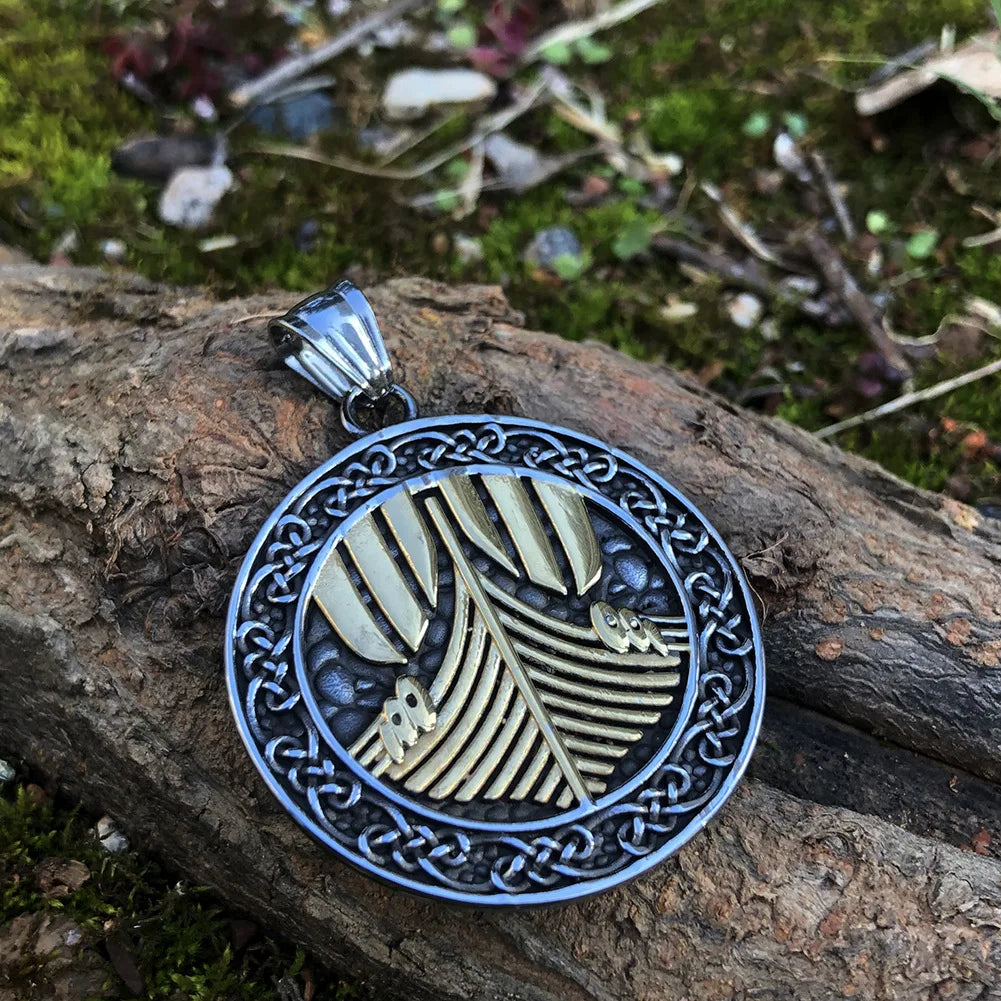 PENDRA Celtic Knot Rune Viking Necklace