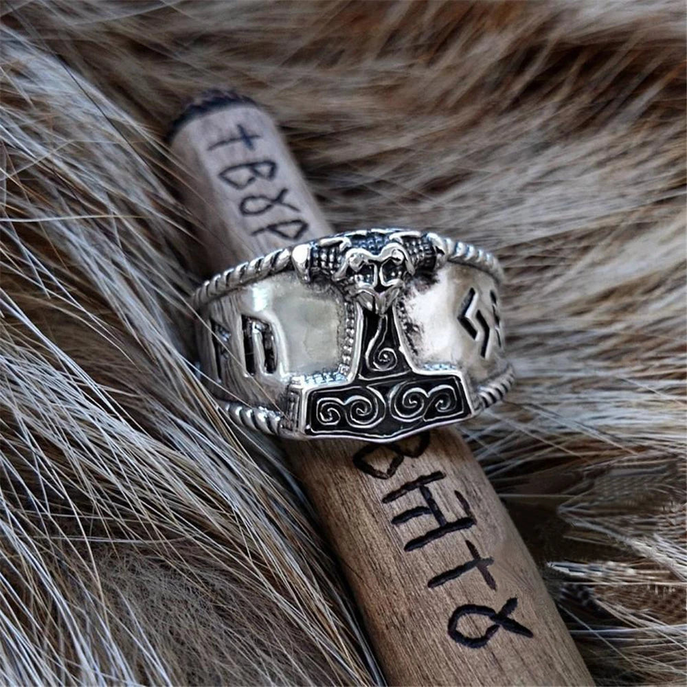PENDRA Rune Silver Copper Ring