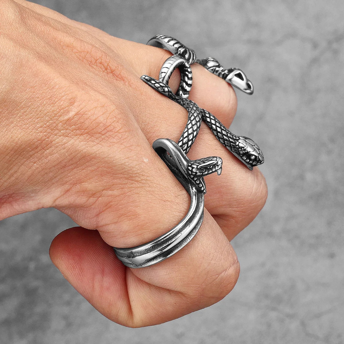 PENDRA Animal Snake Viper Steel Ring
