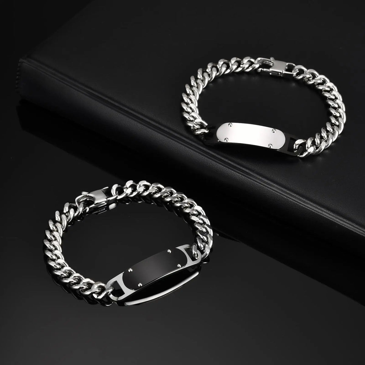 PENDRA Thick Bracelet Bracelet