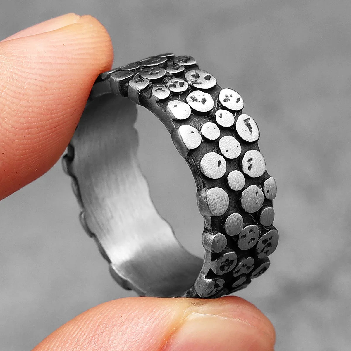 PENDRA Minimalism Spot Rock Steel Ring