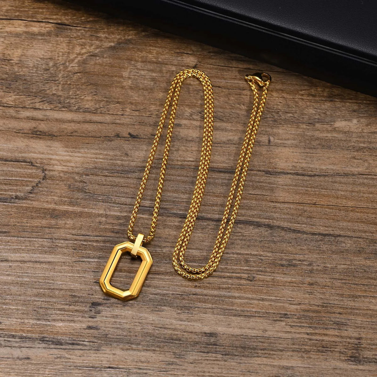 PENDRA Square Geometric Hollow Pendant Necklace