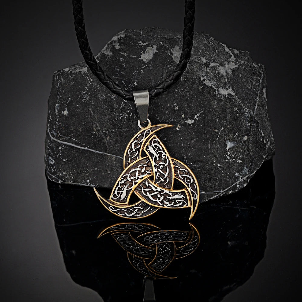 PENDRA Celtic Knot Viking Necklace