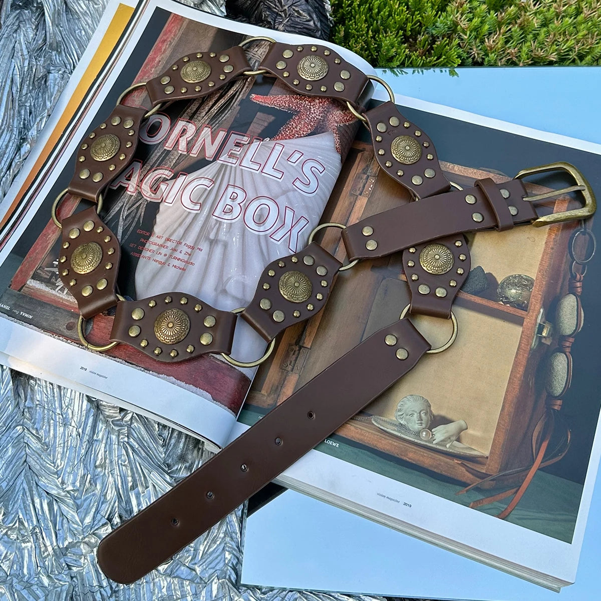 Western Cowboy Belt For Women New American Plus Size Vintage Brown Rivet Belt High-Quality Versatile Denim Belt With Ins Style