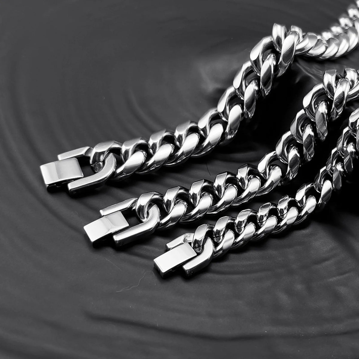 PENDRA Cuban Curb Bracelet