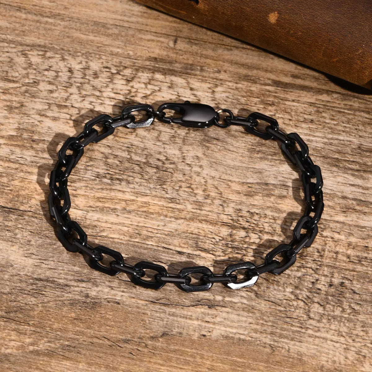 PENDRA Square Basic Bracelet