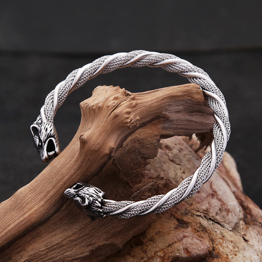 PENDRA Wolfcrest Vintage Viking Wolf Head Bracelet