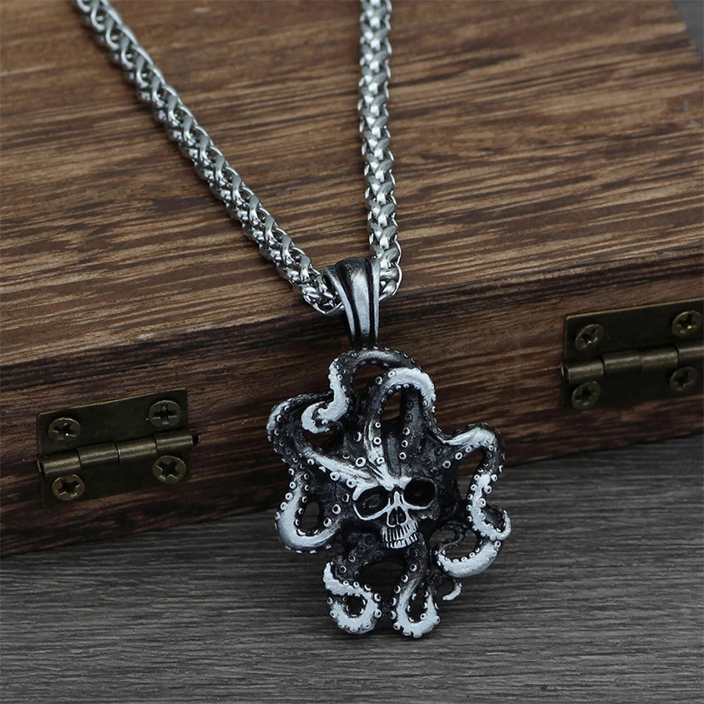 PENDRA Chain Vintage Necklace