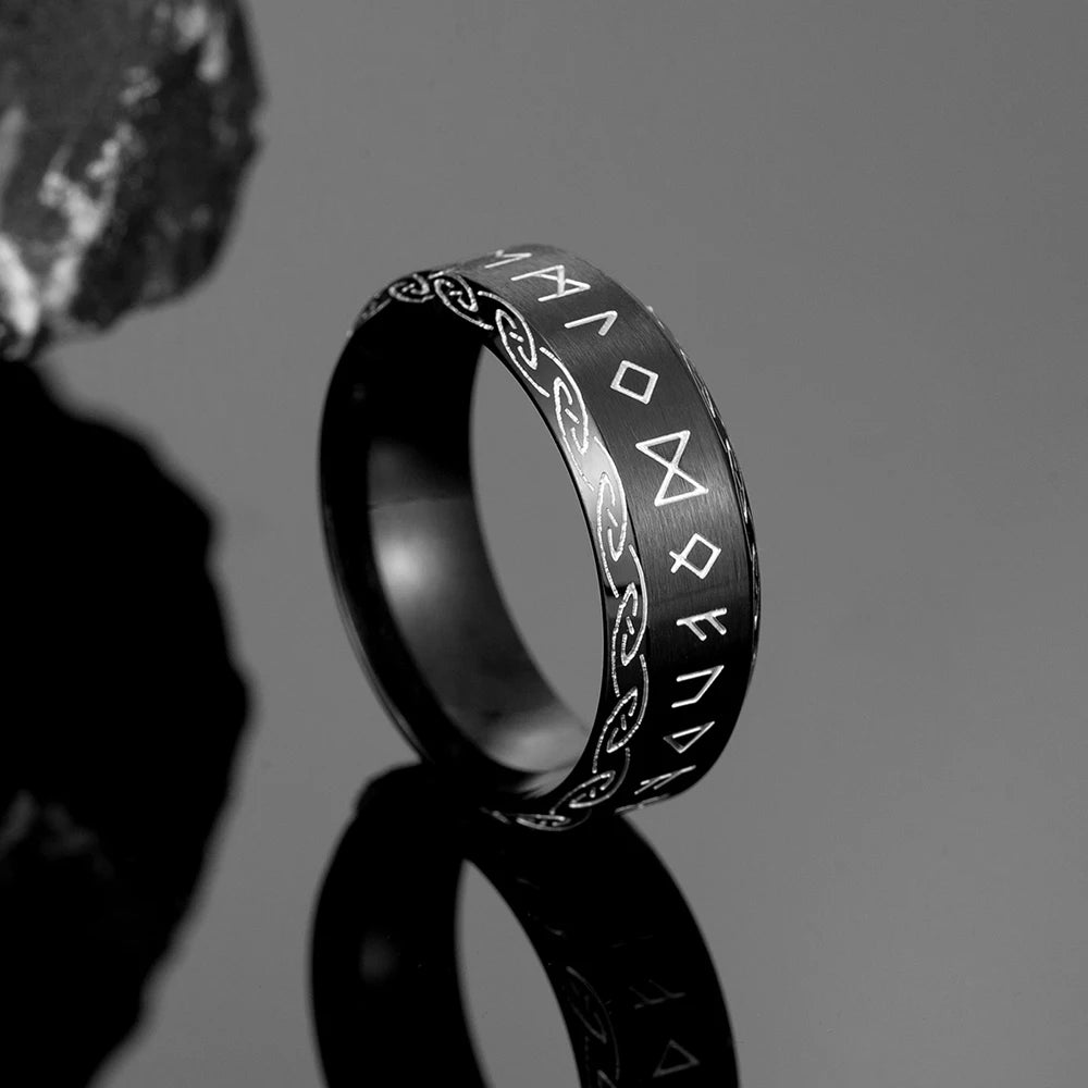 PENDRA Celtic Knot Rune Ring