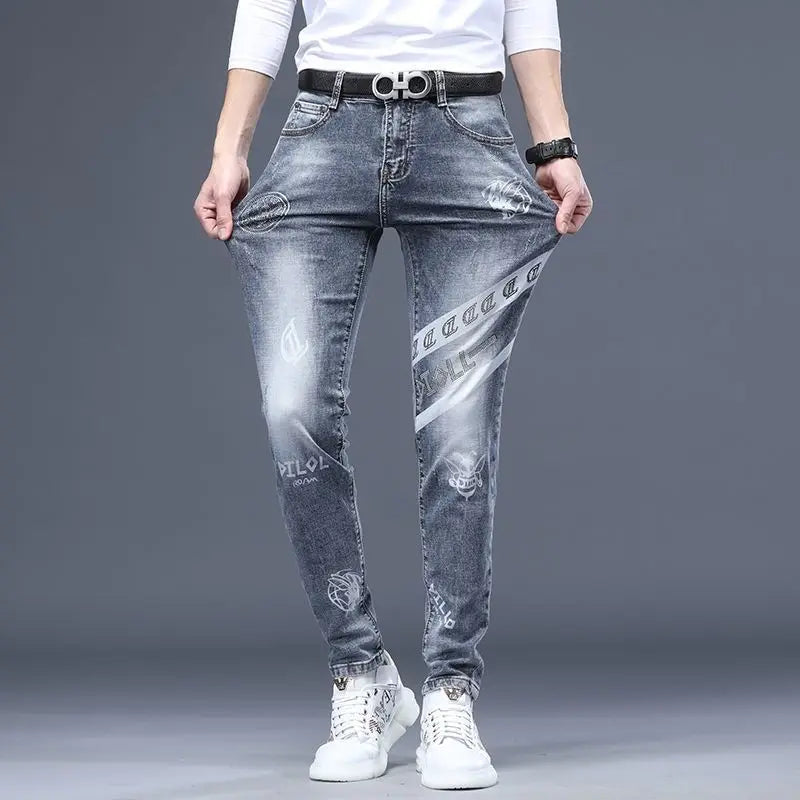 Hot Sale Men's Luxury Jeans Streetwear Denim Pants Punk Distressed Hole Tiger Embroidery Patches Stretch Skinny Ripped Trouser