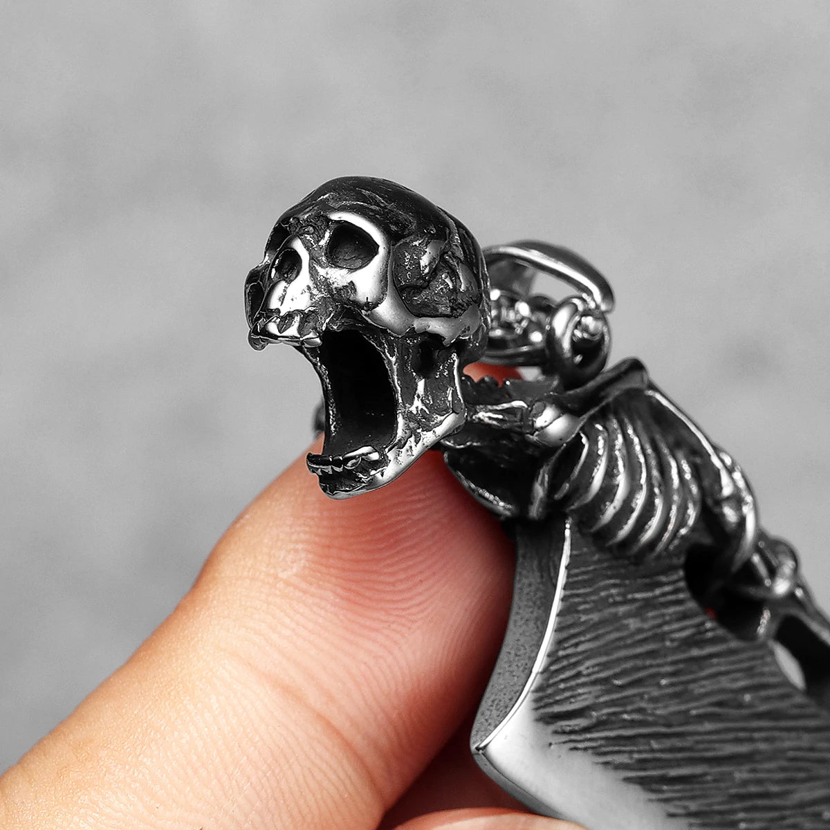 Skull Knife Simple Men Necklaces Stainless Steel Pendant Chain Women Punk Fashion Jewelry New In Accessories Gifts Wholesale
