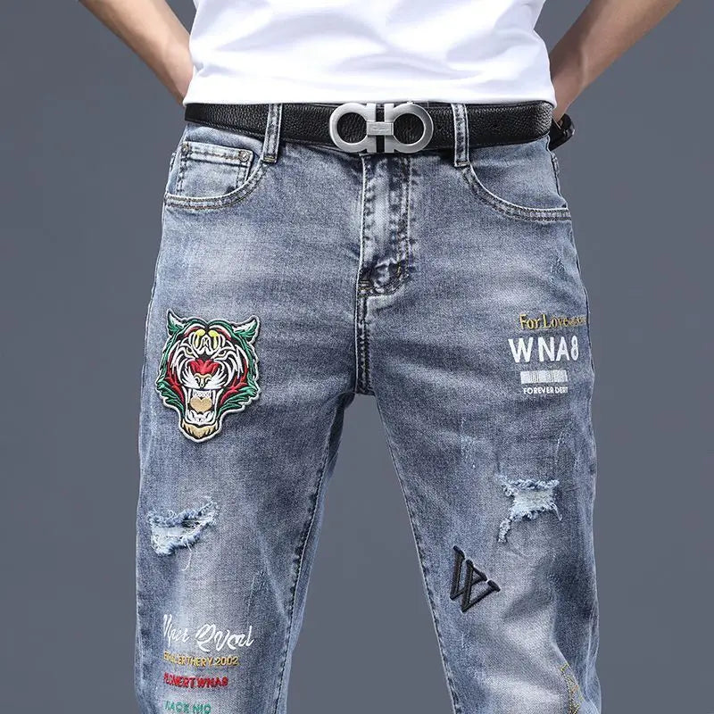 Hot Sale Men's Luxury Jeans Streetwear Denim Pants Punk Distressed Hole Tiger Embroidery Patches Stretch Skinny Ripped Trouser