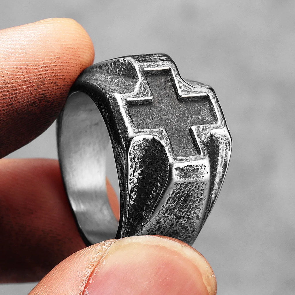 PENDRA Cross Rock Stuff Steel Ring
