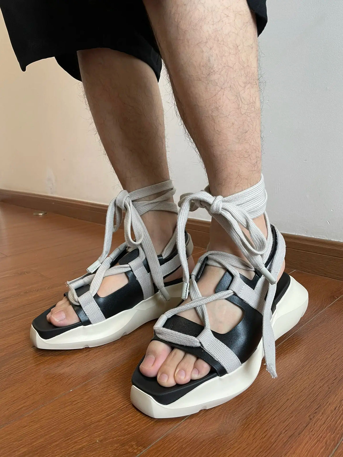 PENDRA Avenon Men's T-Strap Leather Sandals