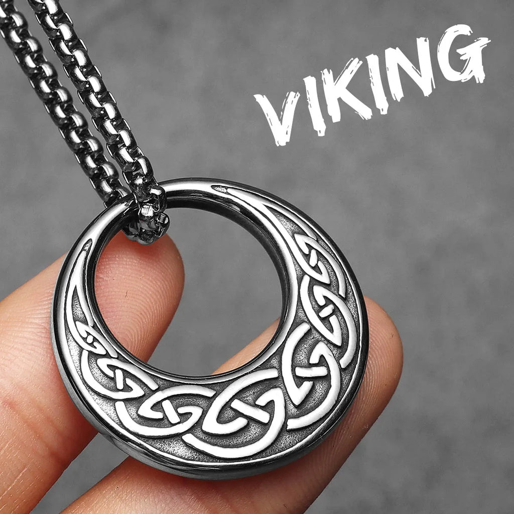 PENDRA Carving Pattern Steel Necklace