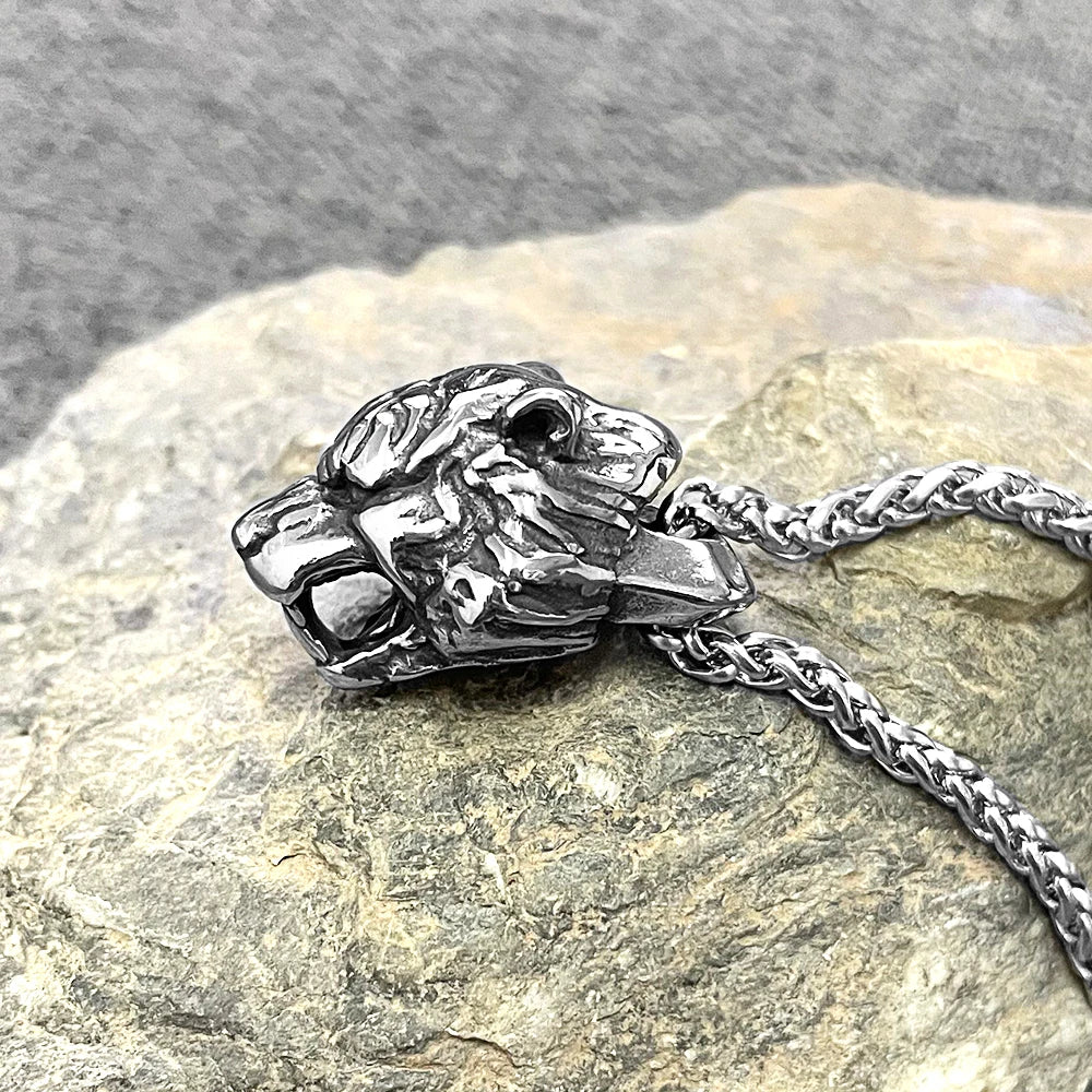 PENDRA Domineering Norse Necklace
