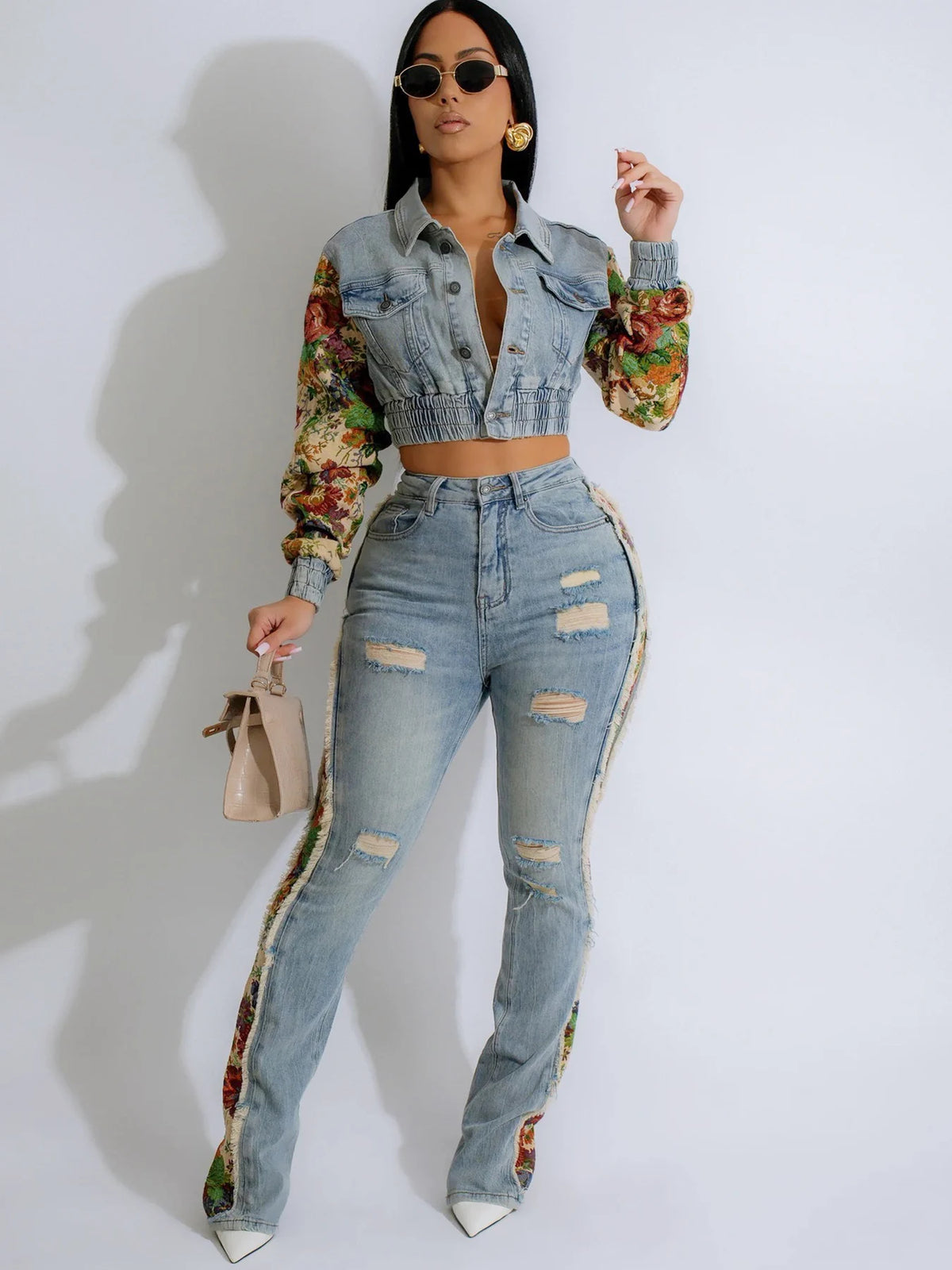 026 New Women's Retro Denim Patchwork Two-piece Suit, Fashionable Side Print Long-sleeved Lapel Jacket and Ripped Slim Jeans, Comfortable Version, Suitable for Daily Wear