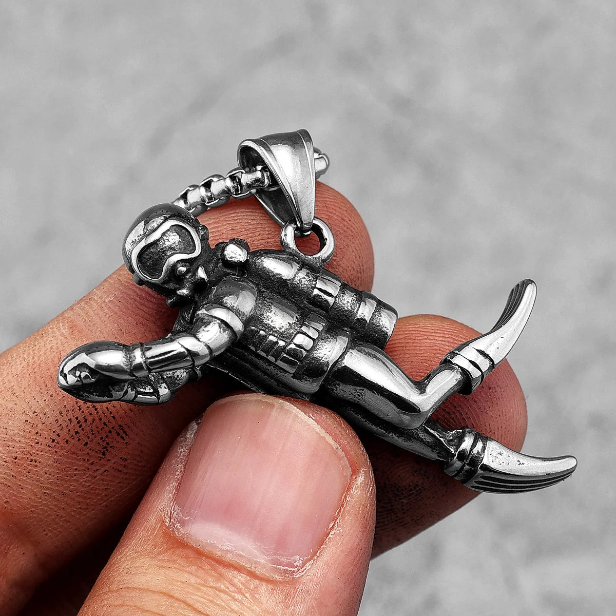 PENDRA Deep Sea Diver Steel Necklace