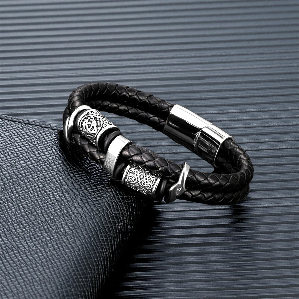 PENDRA Rune Compass Bracelet