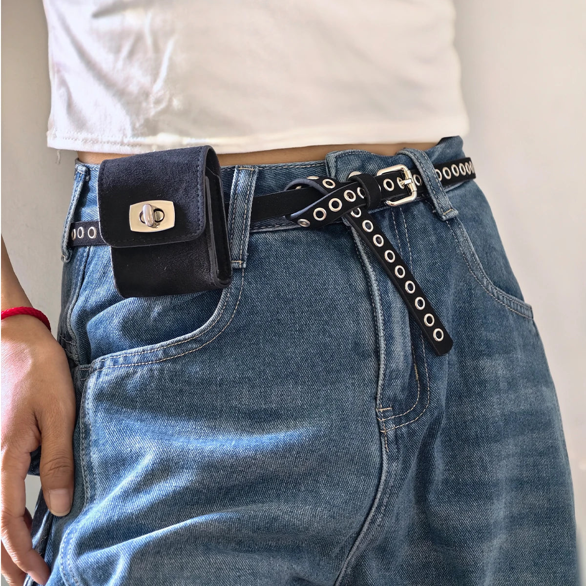 Luxury Desiner Suede leather Belt Bag key small bag for easy carrying wireless headphone bag purse Jeans Dress Waistband