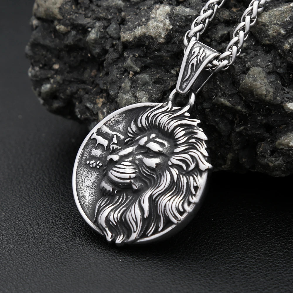 PENDRA Lioncrest Nordic Viking Lion Pendant