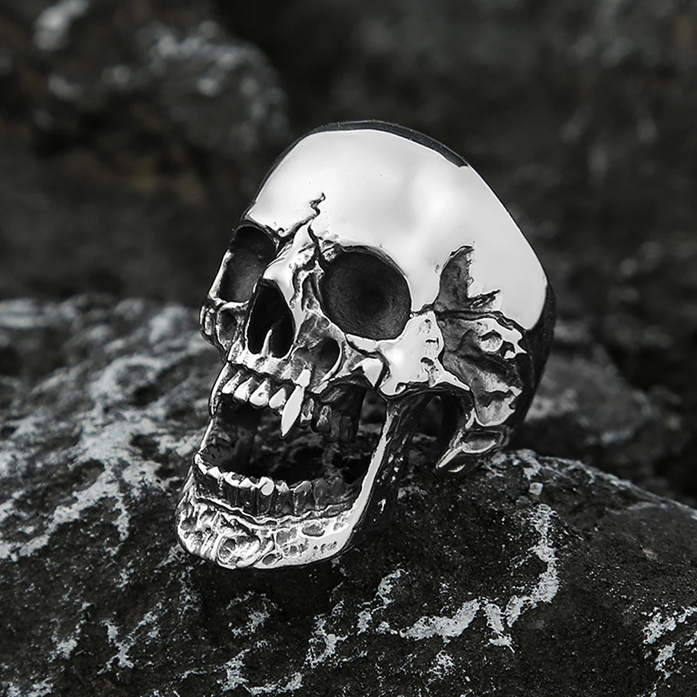 PENDRA Vampireskull High Polish Gothic Ring