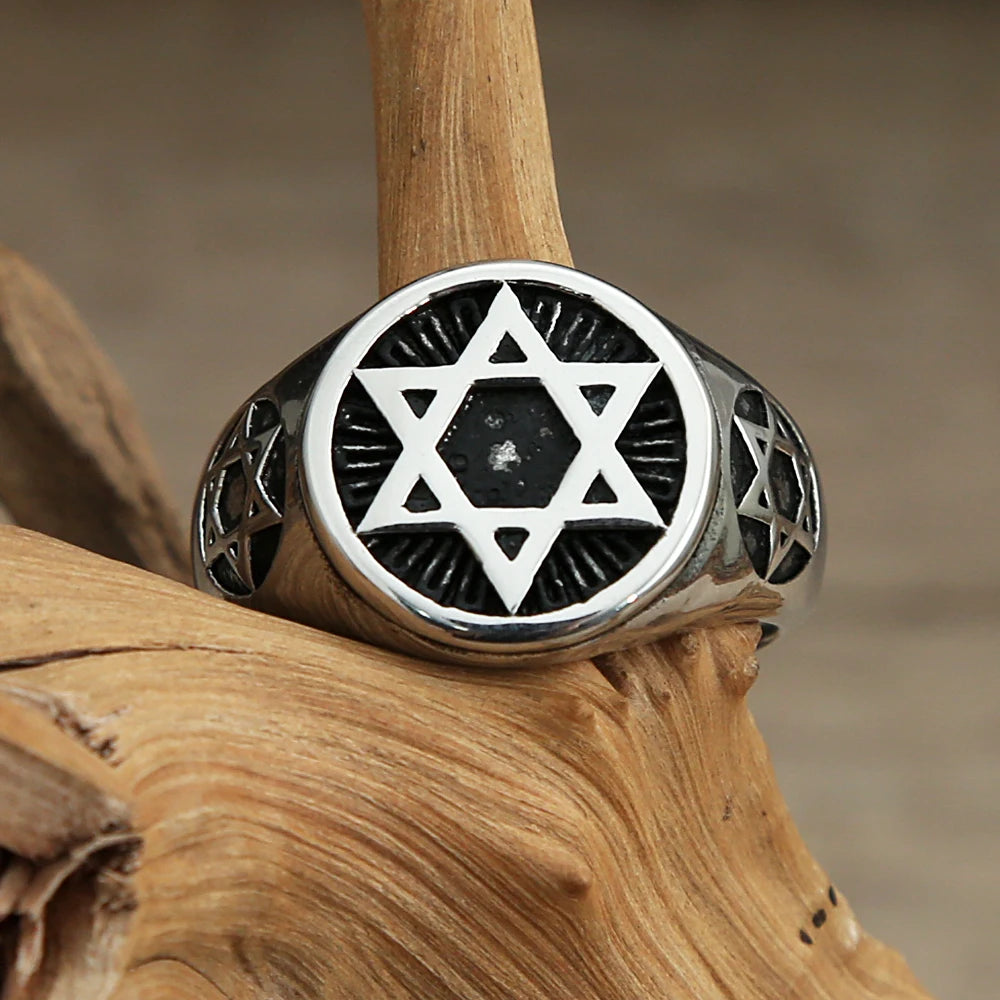 PENDRA Davidstar Vintage Star of David Ring