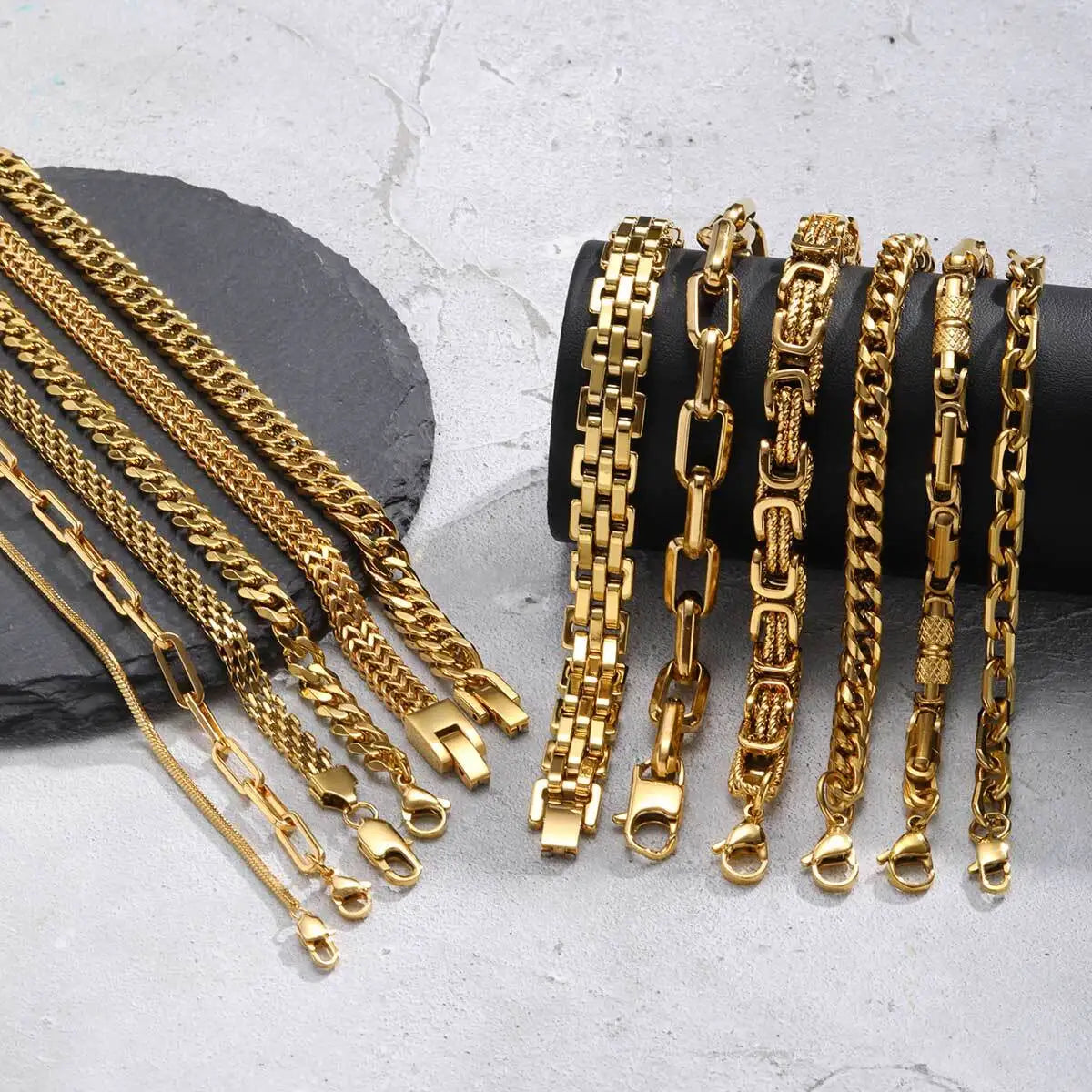 PENDRA Gold Bracelet Bracelet
