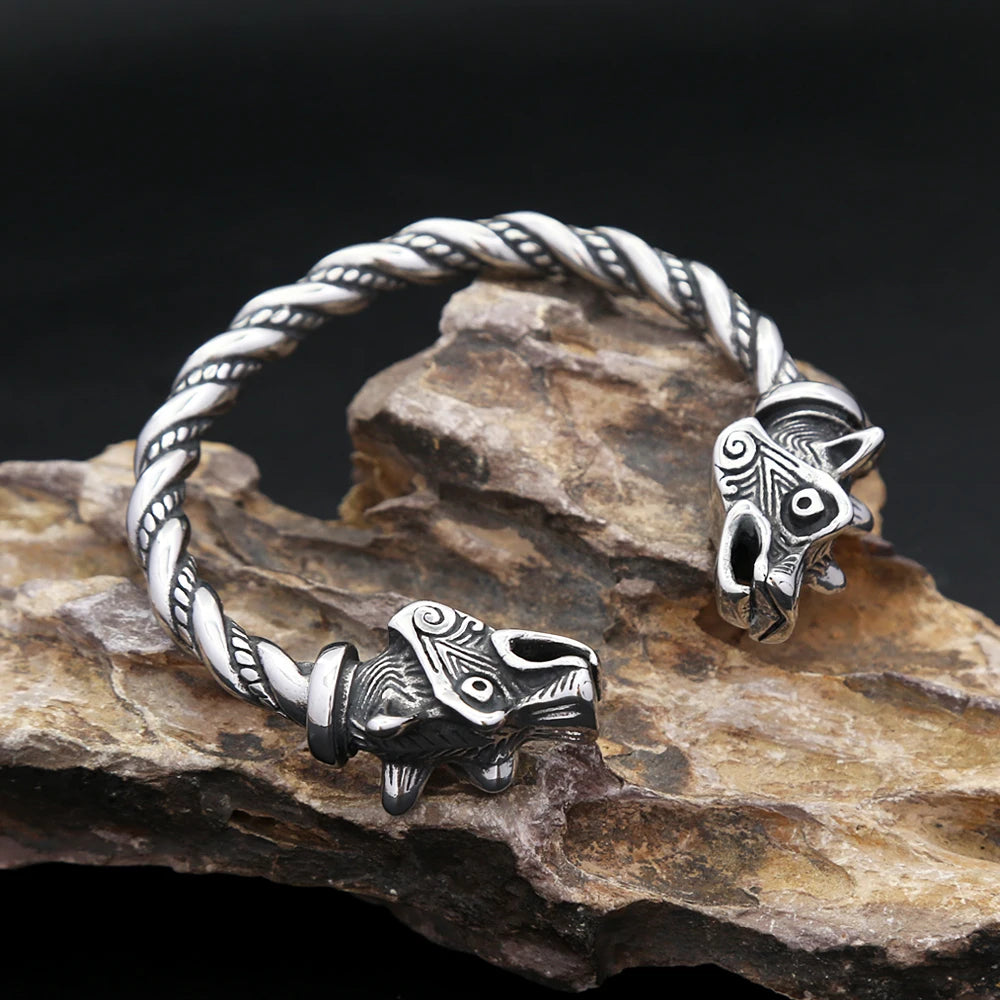 PENDRA Wolfduo Nordic Viking Double Wolf Bracelet