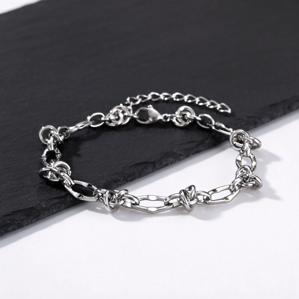 PENDRA Rock Thorn Bracelet