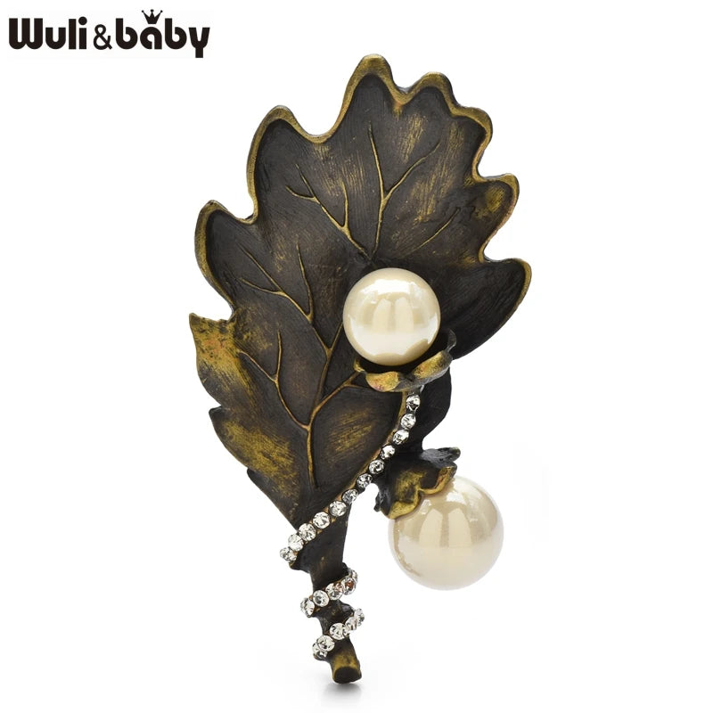 PENDRA Folia Vintage Pearl Leaf Brooch