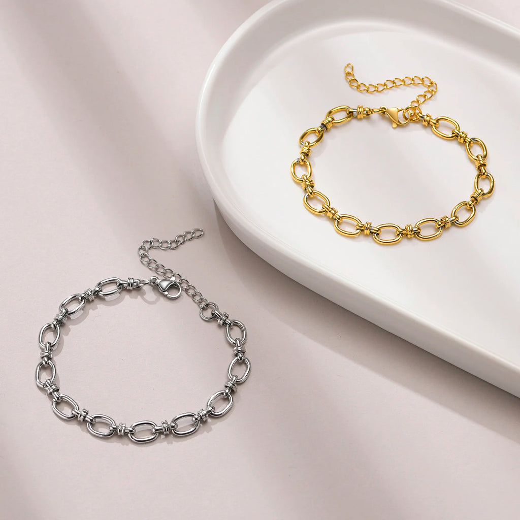 PENDRA Cross Bracelet