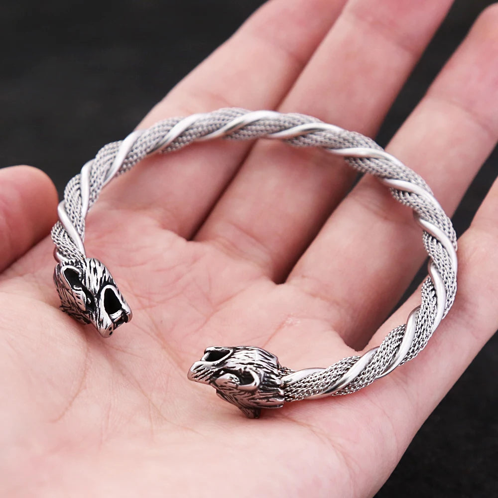 PENDRA Wolfcrest Vintage Viking Wolf Head Bracelet