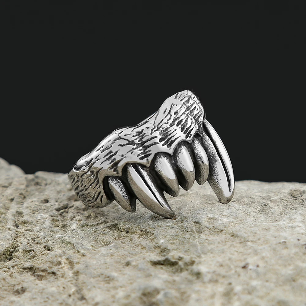 PENDRA Beastfang Gothic Beast Teeth Ring
