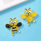 PENDRA Lovely Enamel Bee Brooch
