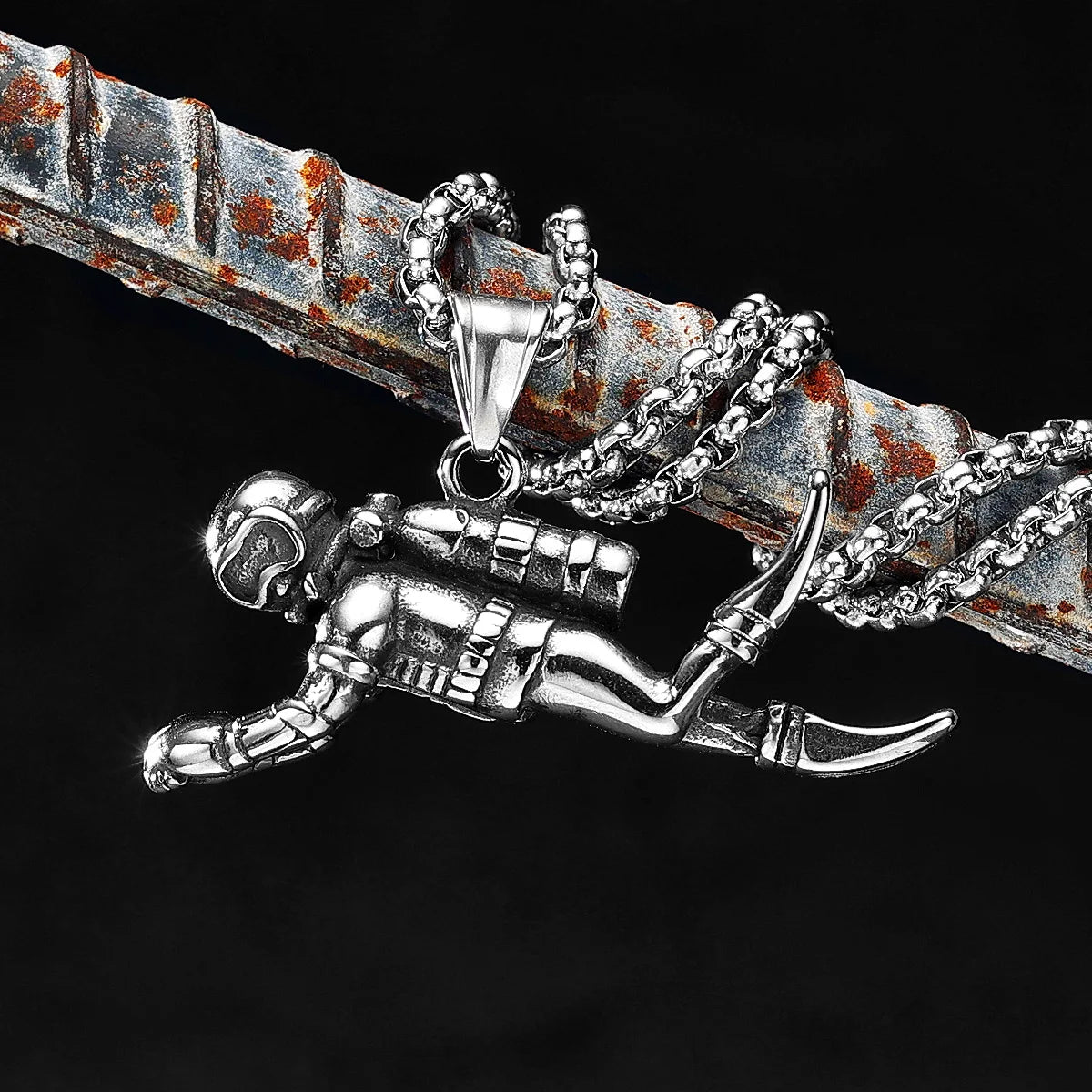 PENDRA Deep Sea Diver Steel Necklace