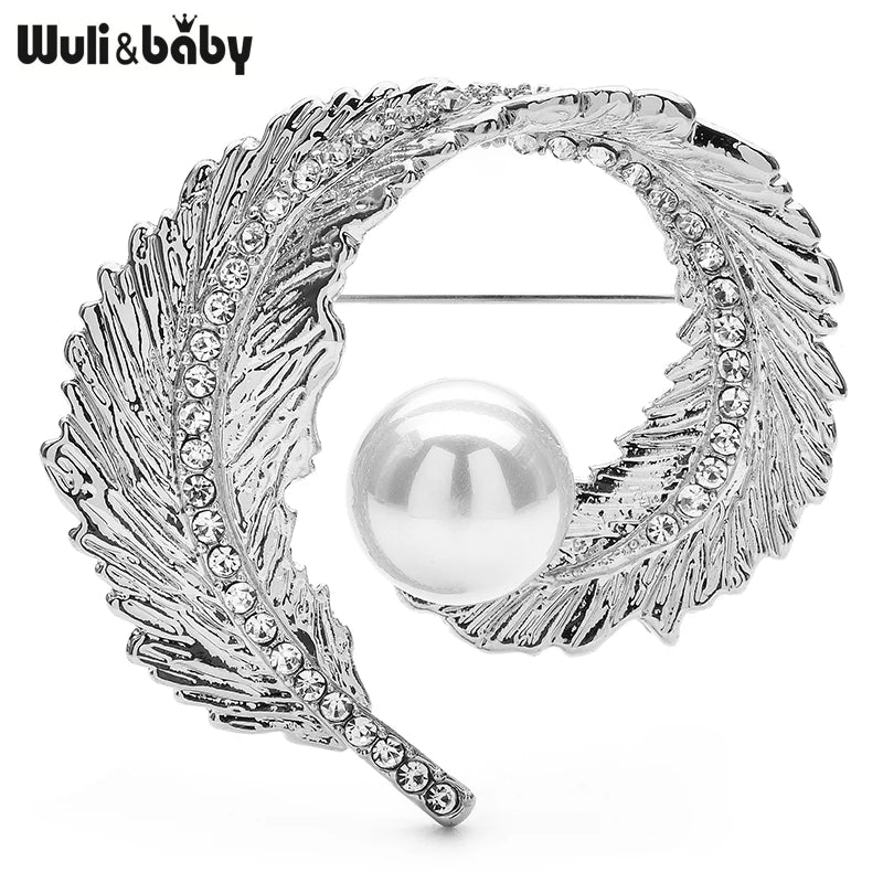 PENDRA Featherella Round Feather Pearl Brooch
