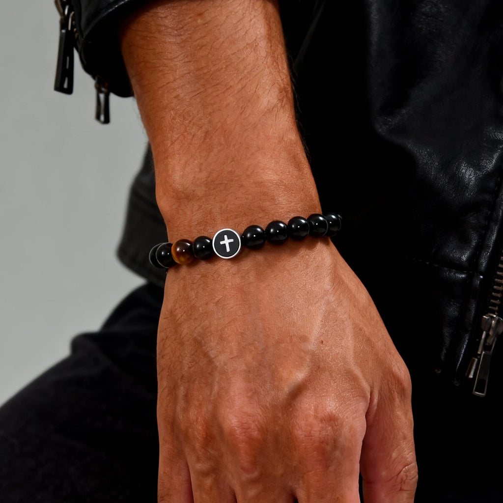 PENDRA Dradell Cross Charm Bracelet